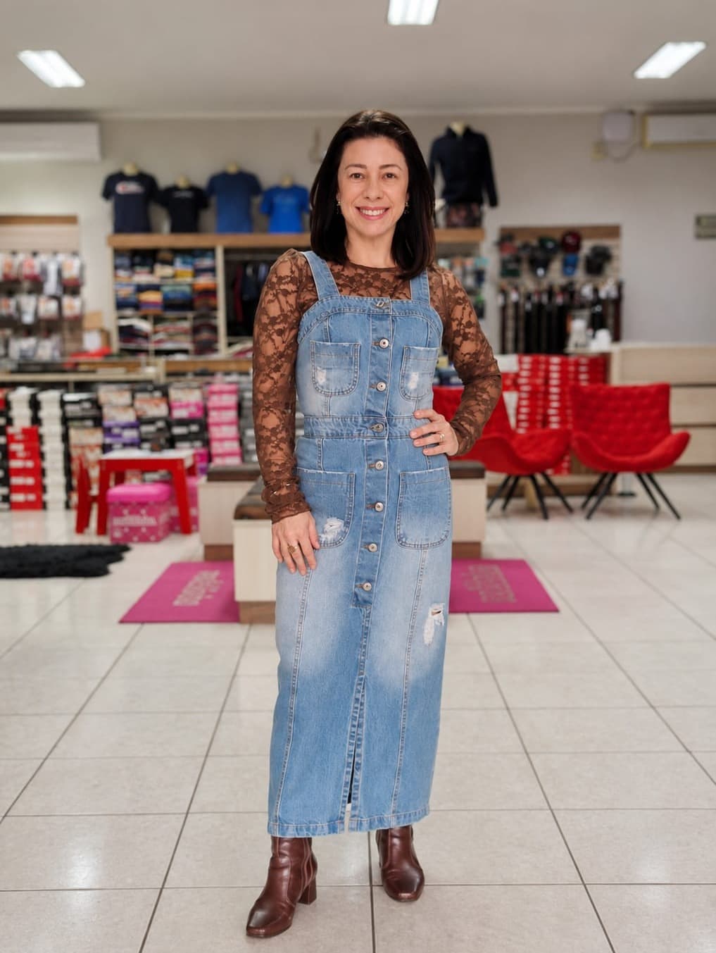 Salopete Jeans Longa com Renda